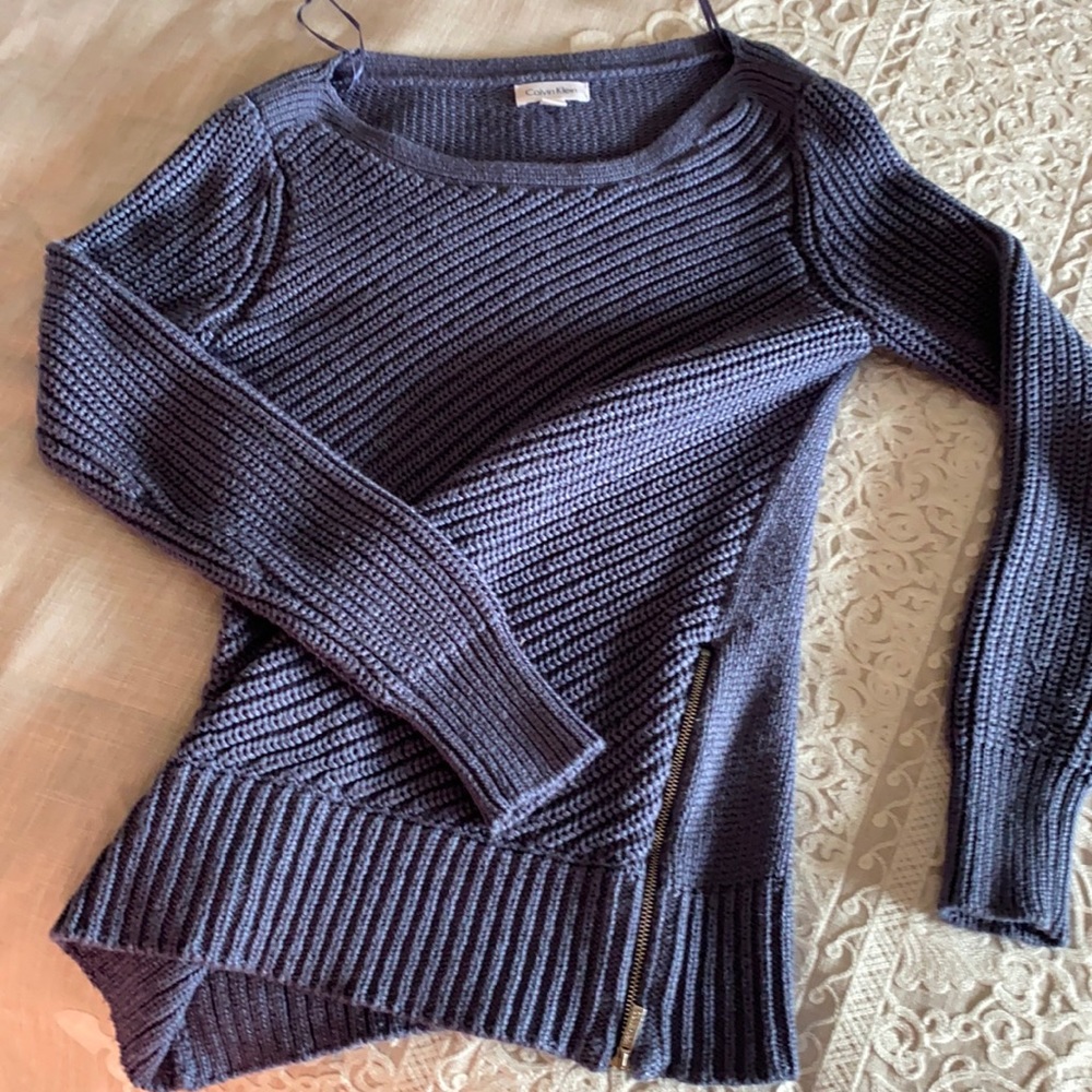Calvin Klein Sweater